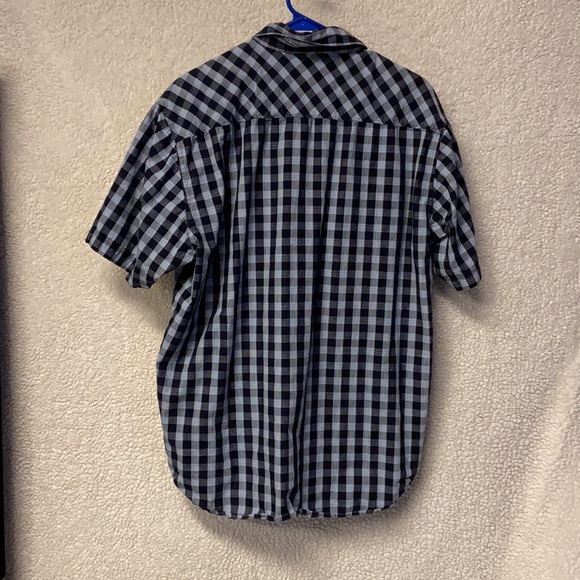 Men’s plaid button up shirt. - Picture 3 of 3